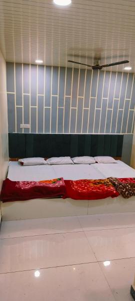 Hotel shree Gajanand palace